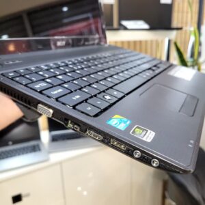 لپتاپ استوک Acer Aspire 5742G 🧠 پردازنده: CORE i5 M430 – قدیمی ولی باحال برای کارای ساده 💾 رم: ۸ گیگ (عالی برای مالتی‌تسک) 🗂 SSD 240G SATA 🎮 گرافیک: ۲ گیگ GeForce GT 540 – اجرای بازی‌های سبک و نرم‌افزارهای گرافیکی 🖥 صفحه‌نمایش: ۱۵.۶ اینچ با کیفیت معمولی اما کاربردی