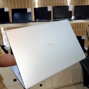 لپتاپ استوک ⚡️    ACER    ASPIRE    ⚡️  💪    CORE    i5    نــســل    ۱۰    ⚡️  🚀    رم    ۸    گــیــگ    قــابــل    ارتــقــا    DDR4    💾  ⚡️    SSD    ۵۱۲    💨  🎬    ۱۵/۶    اینچ    FULL    HD    🔥