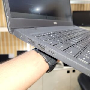 لپتاپ استوک  DELL LATITUDE 3510  CORE i5 نسل ۱۰  رم 8 گیگ SSD 256