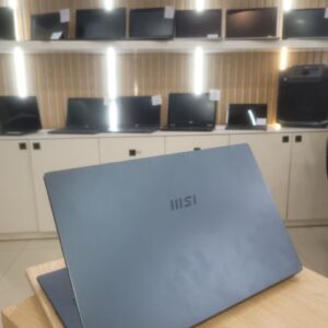 لپتاپ استوک ام اس آی MSI Modern 15 – i7 نسل 10 / ram 8GB / 500GB SSD / 2GB